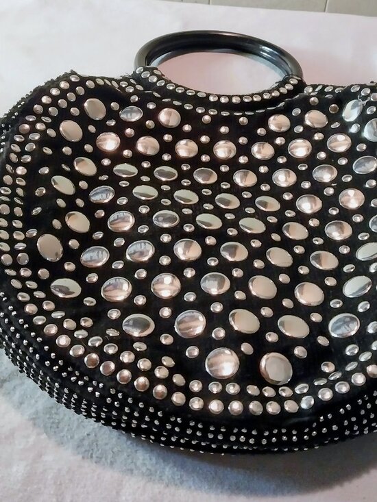 The Unbranded Brand Handbags - Mid century round flat handbag with big silver metal sequins.